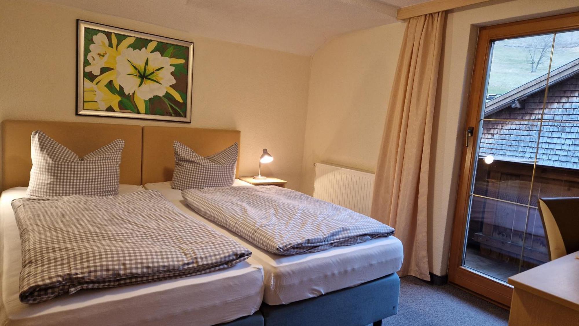Pension Bergheim Tannheim Room photo
